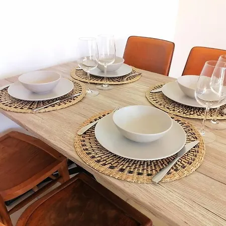 F2 Lumineux Avec Vue- Puy-de-dome A 10 Min - Parking Gratuit Appartement *