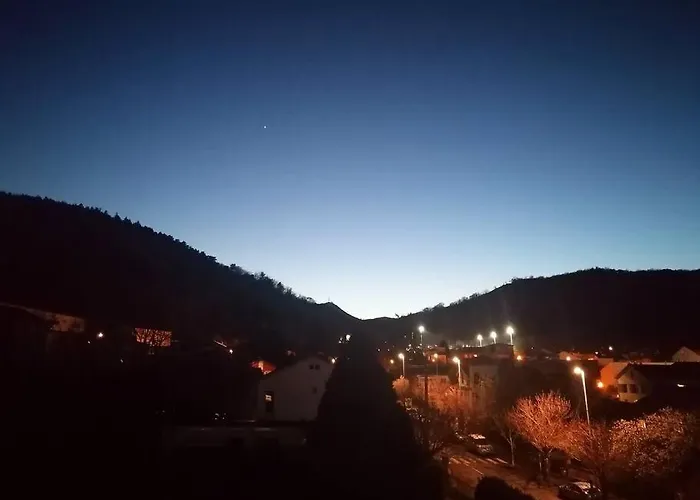 F2 Lumineux Avec Vue- Puy-de-dome A 10 Min - Parking Gratuit *