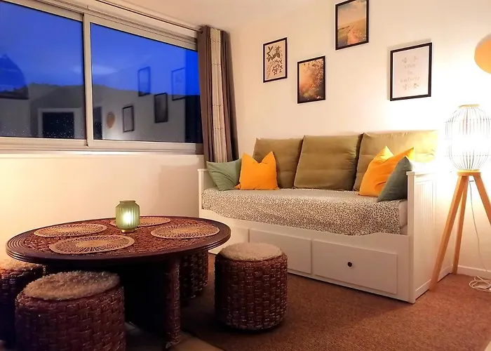 F2 Lumineux Avec Vue- Puy-de-dome A 10 Min - Parking Gratuit Royat