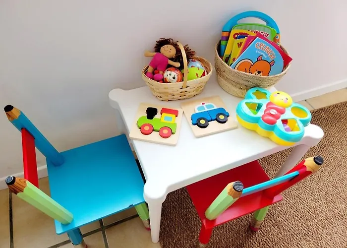 Appartement F2 Lumineux Avec Vue- Puy-de-dome A 10 Min - Parking Gratuit Royat